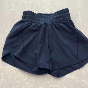 Lululemon Track That High Rise 5 Inch Navy Shorts Size 4